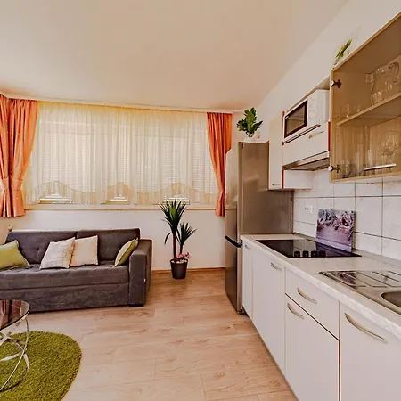 Viki - Happy Apartamento Trogir